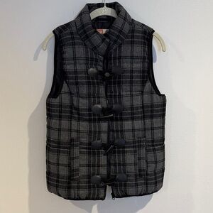 Ruff Hewn Plaid Sleeveless Vest with Toggle Buttons
